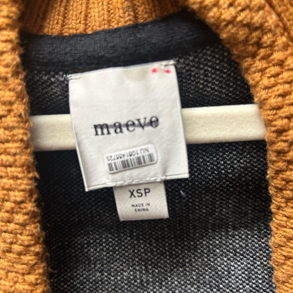 Nwot Maeve cape cardigan Cardigan with Dog Design - Picture 2 of 13